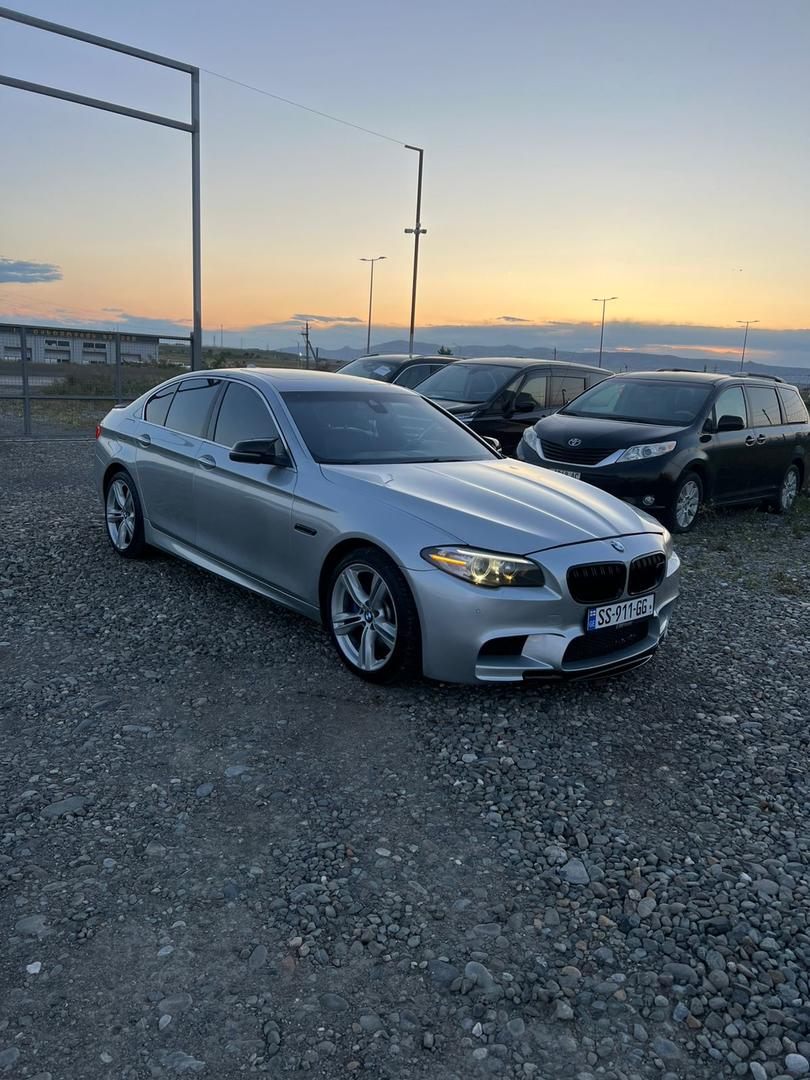 BMW 520 2013 — photo 2