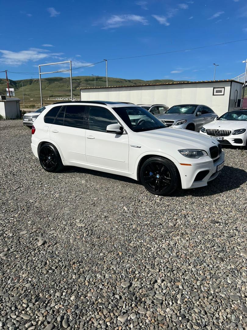 BMW X5 M 2013 — photo 2