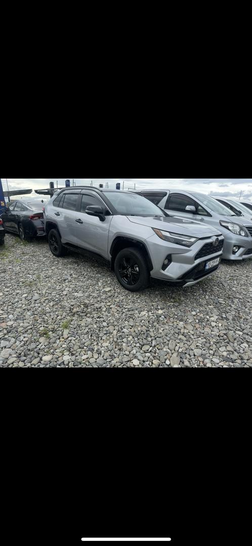 Toyota RAV4 2022 — photo 2