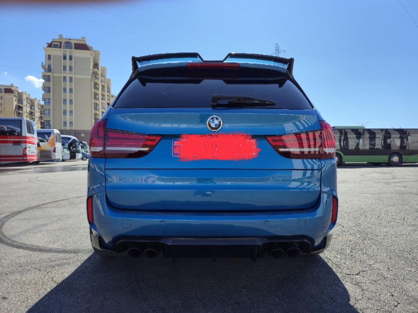 BMW X5 M 2018 — photo 2