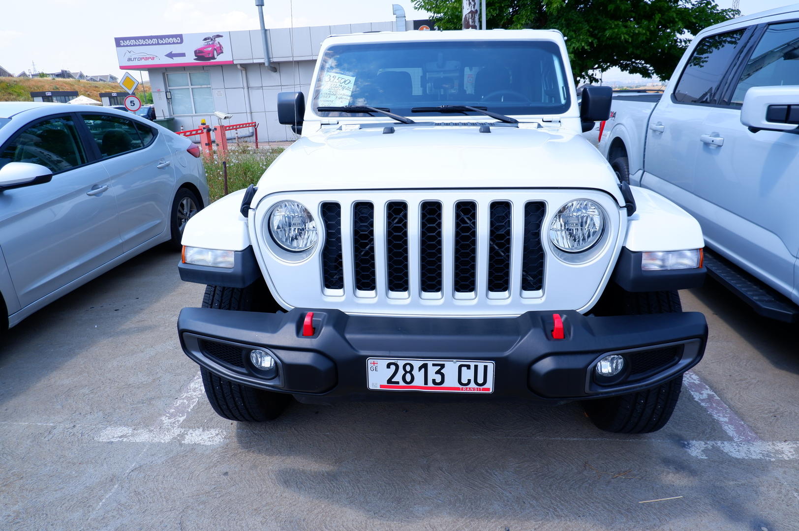 Jeep Gladiator 2023 — photo 2