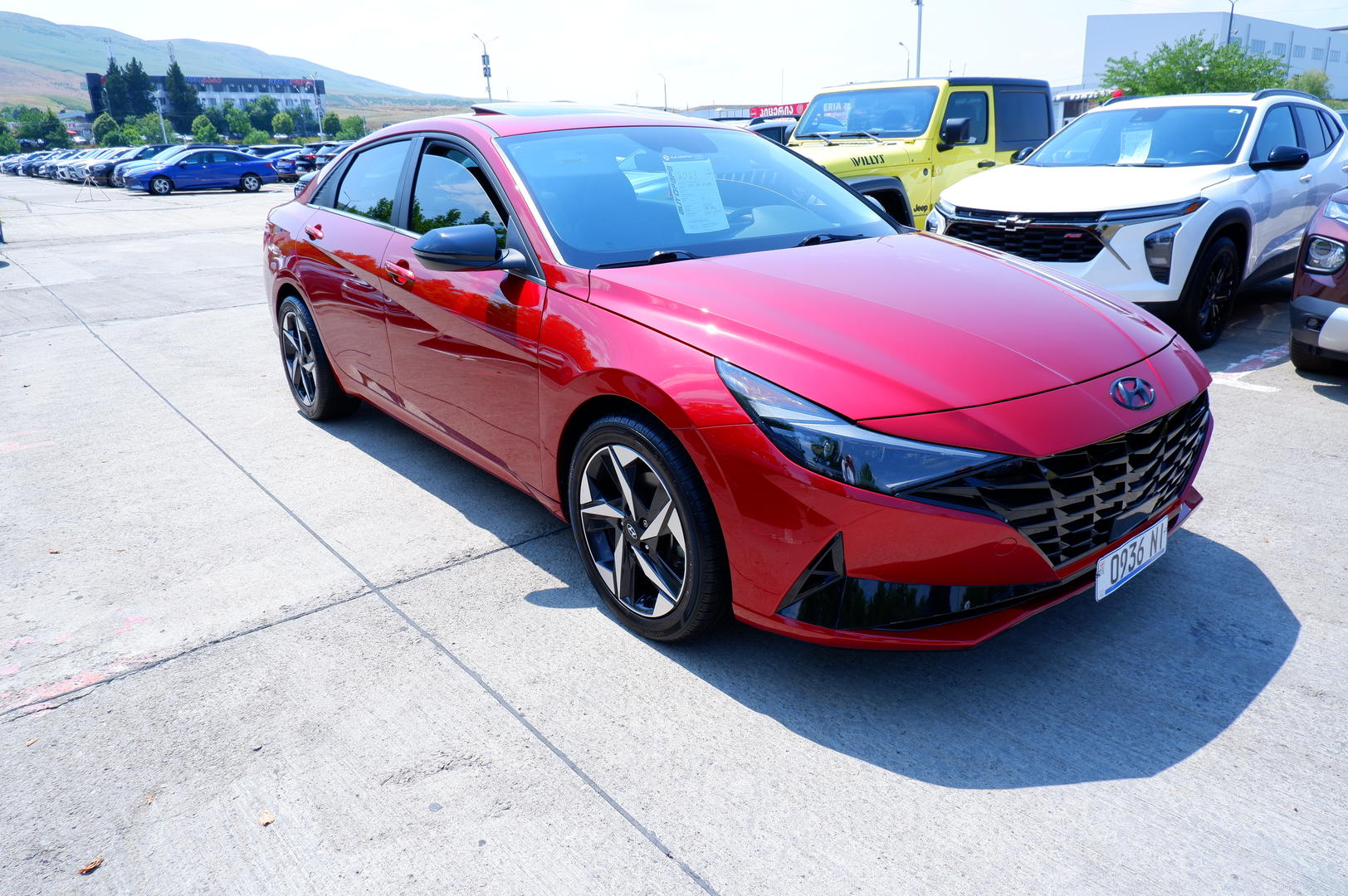 Hyundai Elantra 2023 — photo 2