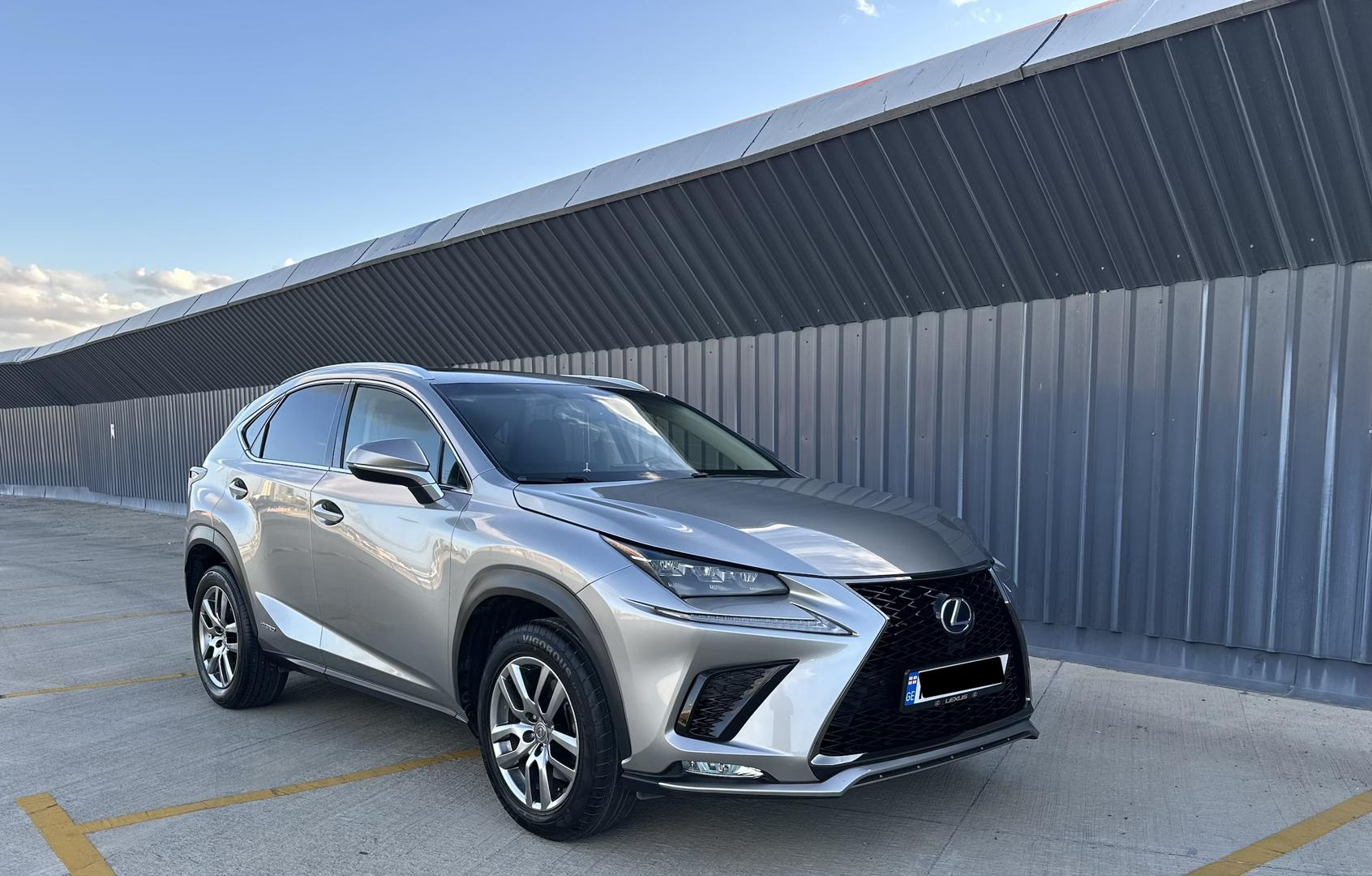 Lexus NX 300