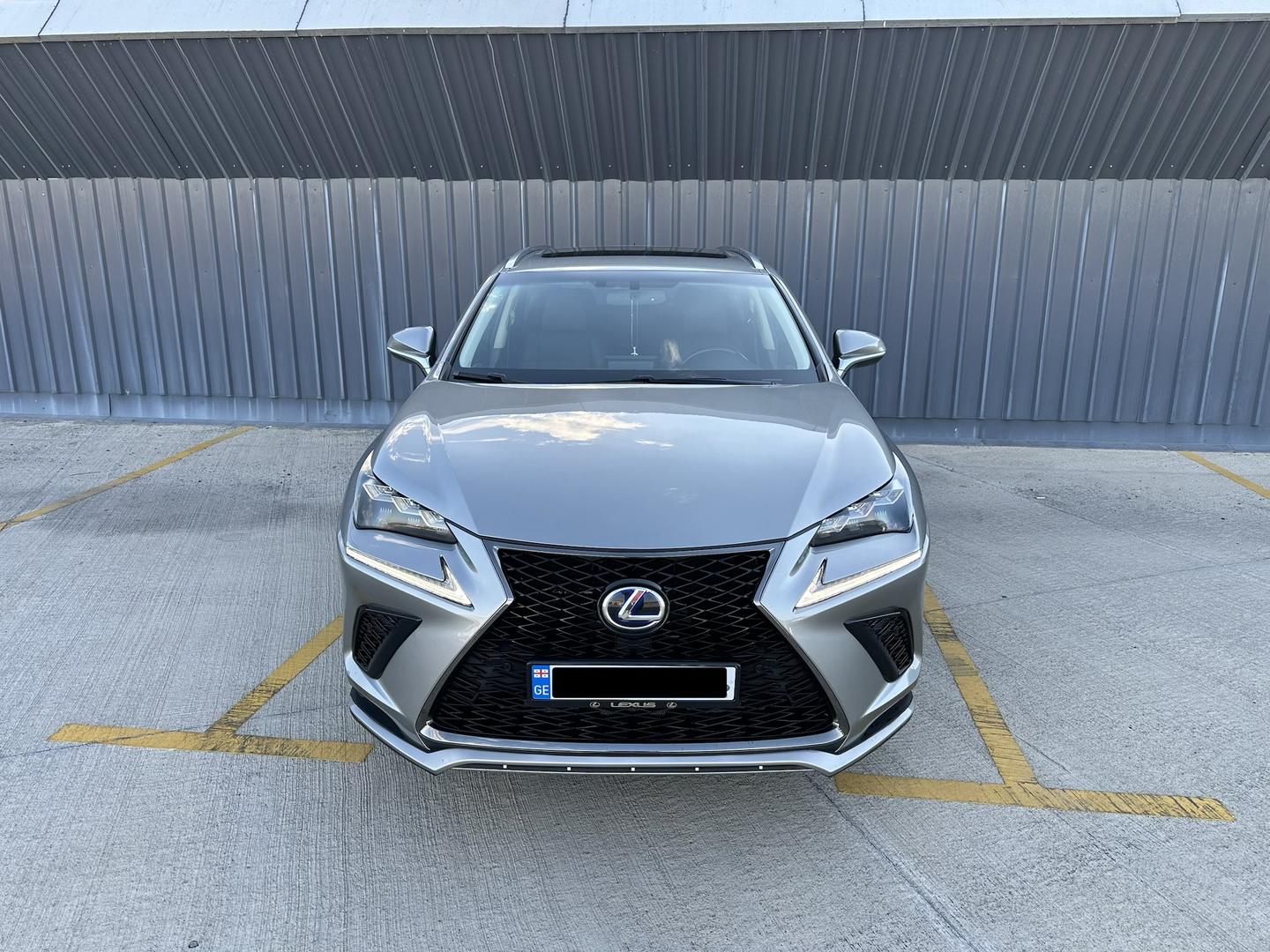 Lexus NX 300 2016 — photo 2