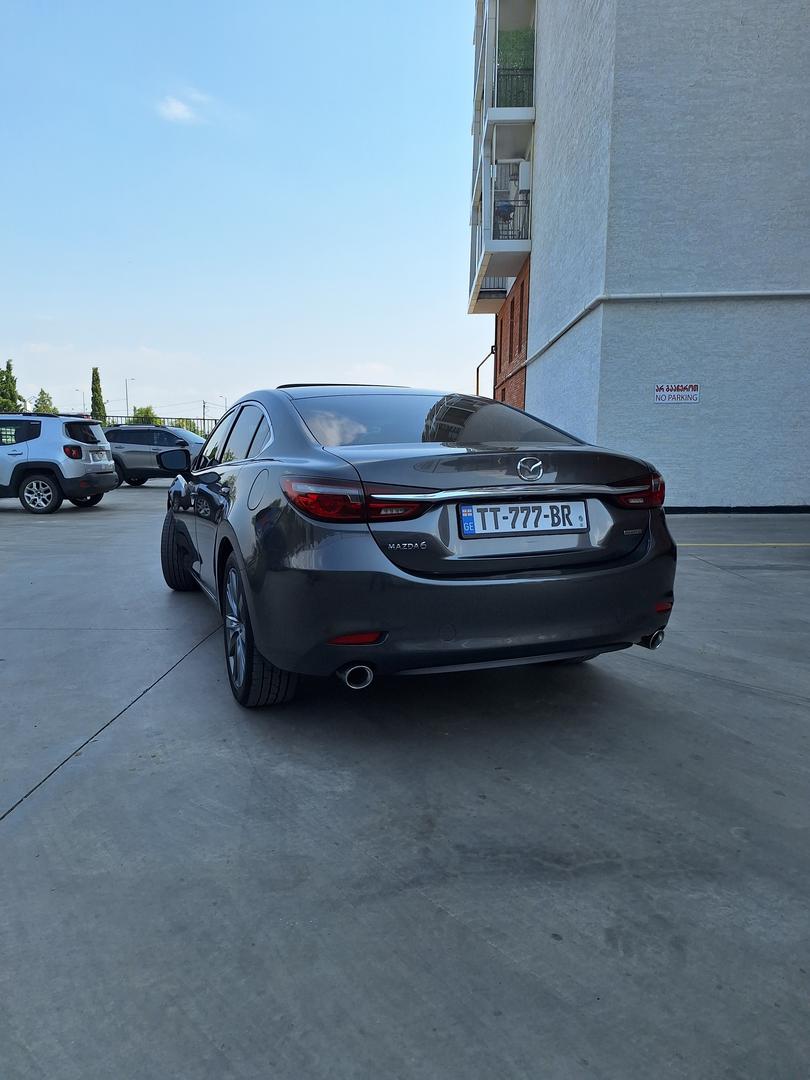 Mazda 6