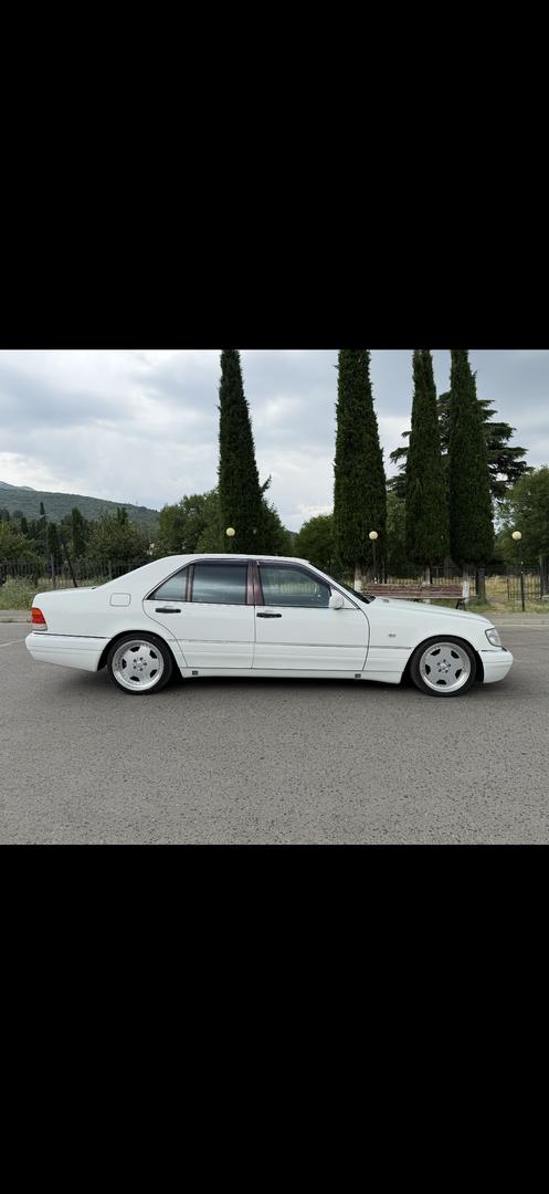 Mercedes-Benz S 320