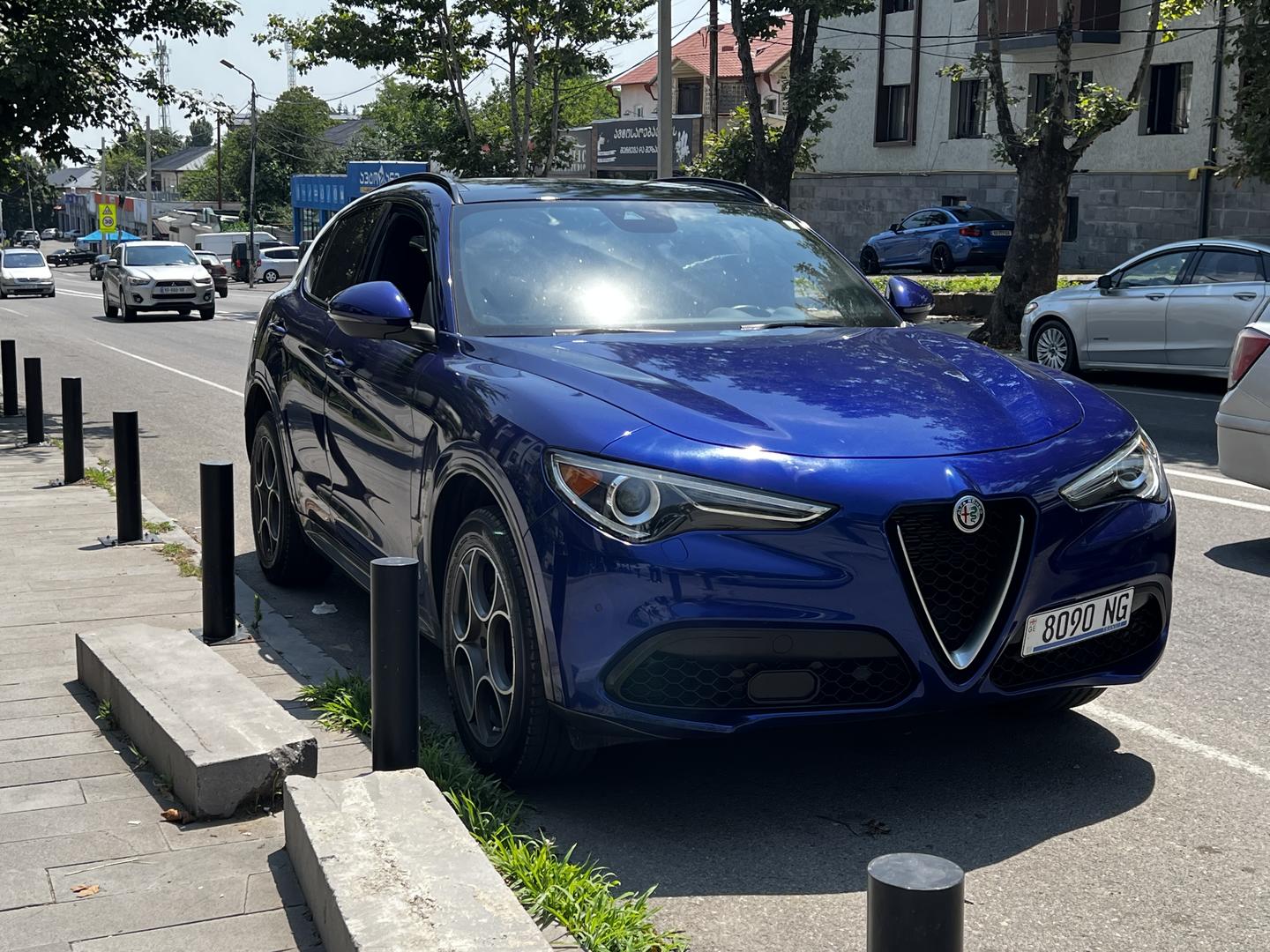 Alfa Romeo Stelvio 2022 — photo 2