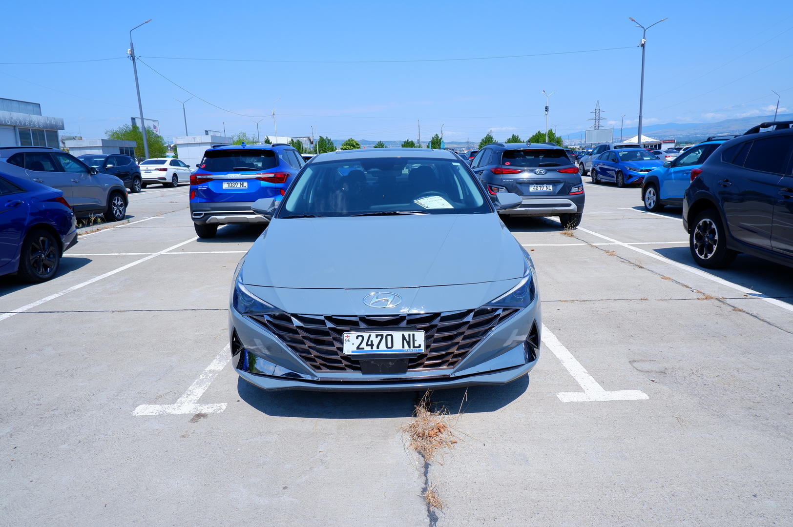 Hyundai Elantra 2022 — photo 2