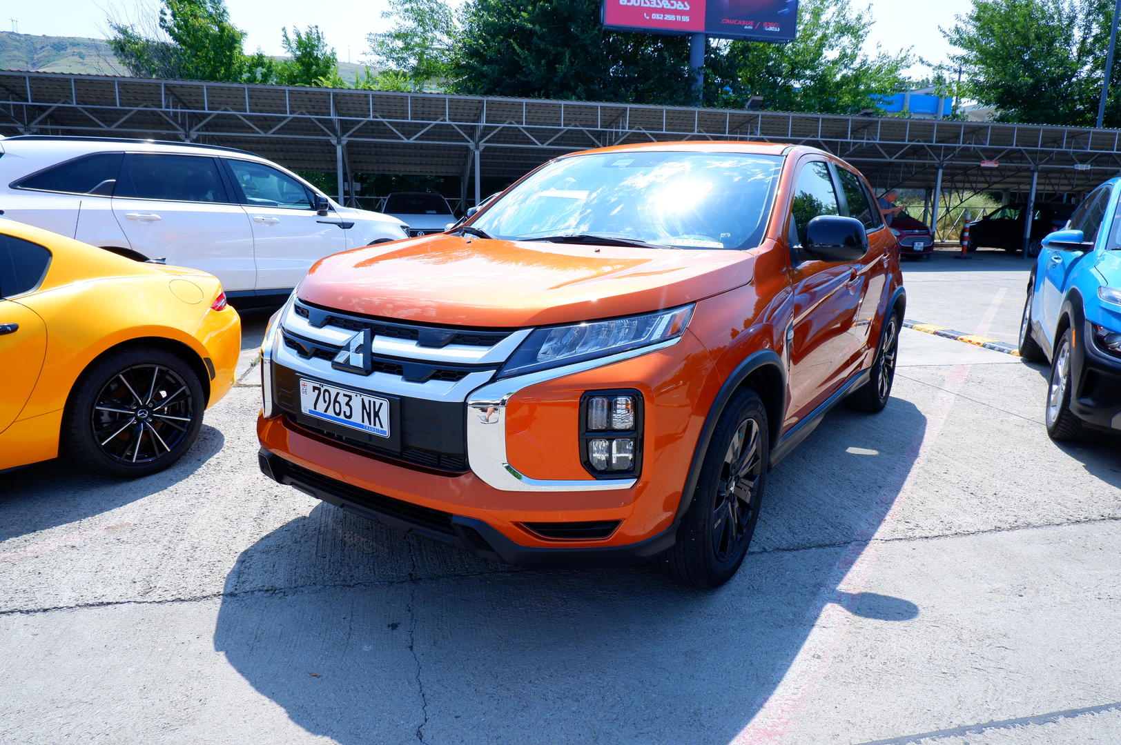 Mitsubishi Outlander Sport 2022 — photo 2