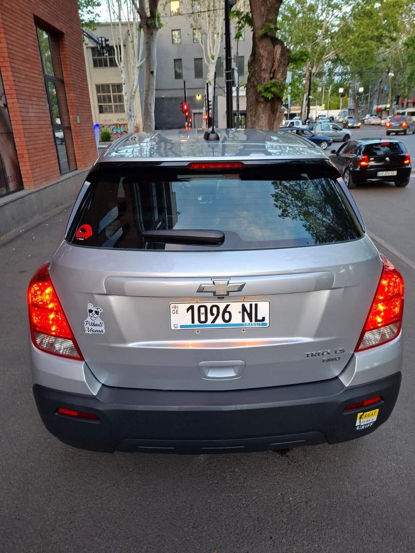 Chevrolet Trax 2016 — photo 2