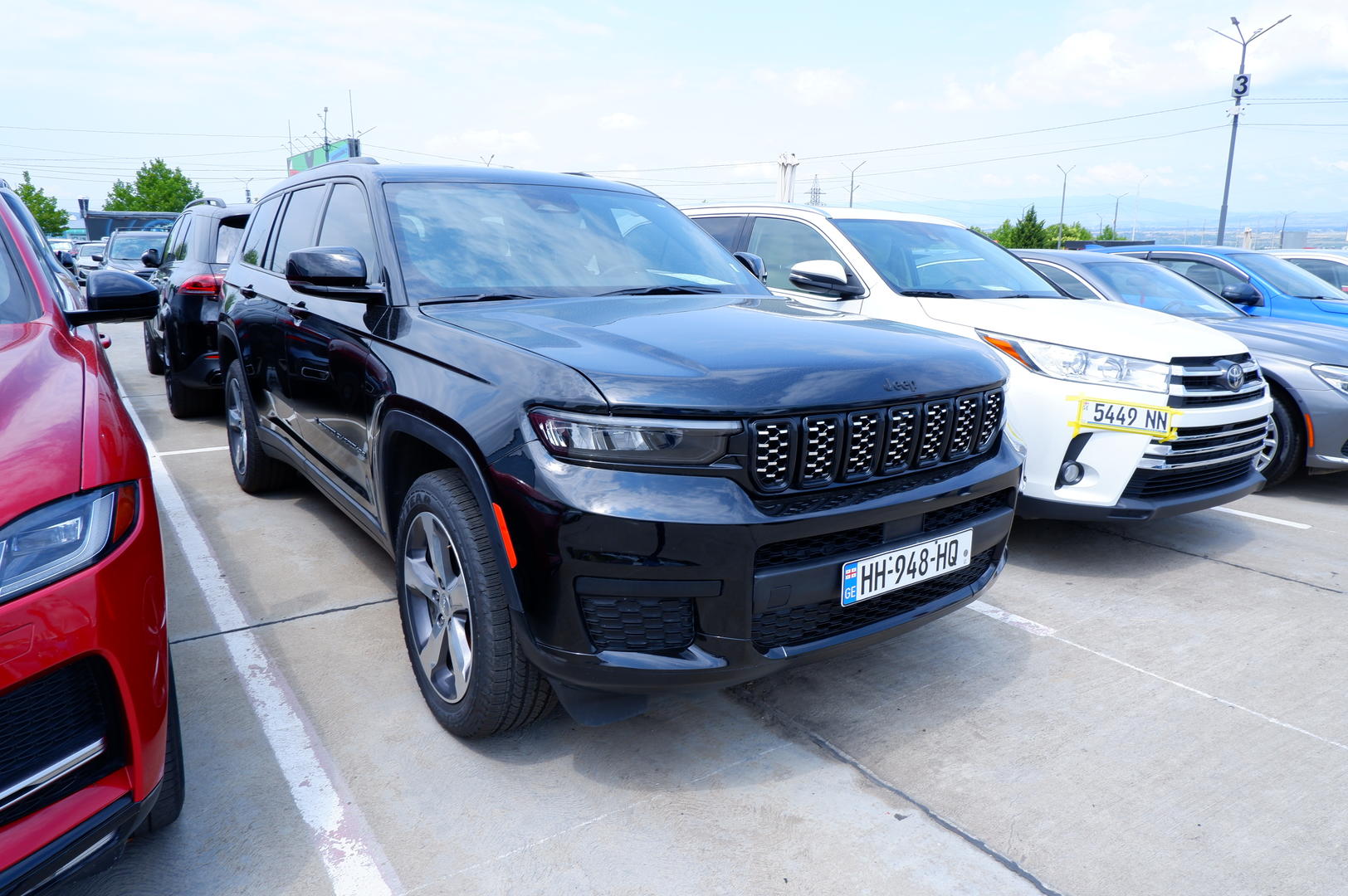 Jeep Grand Cherokee 2023 — photo 2