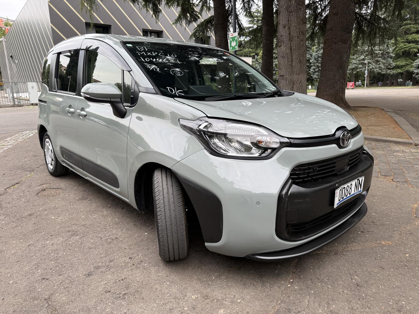 Toyota Sienta