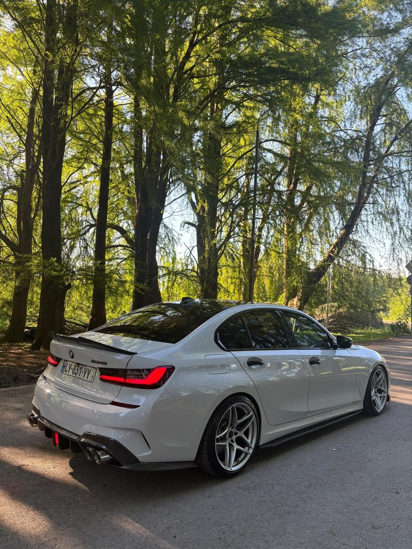 BMW 340 2021 — photo 2