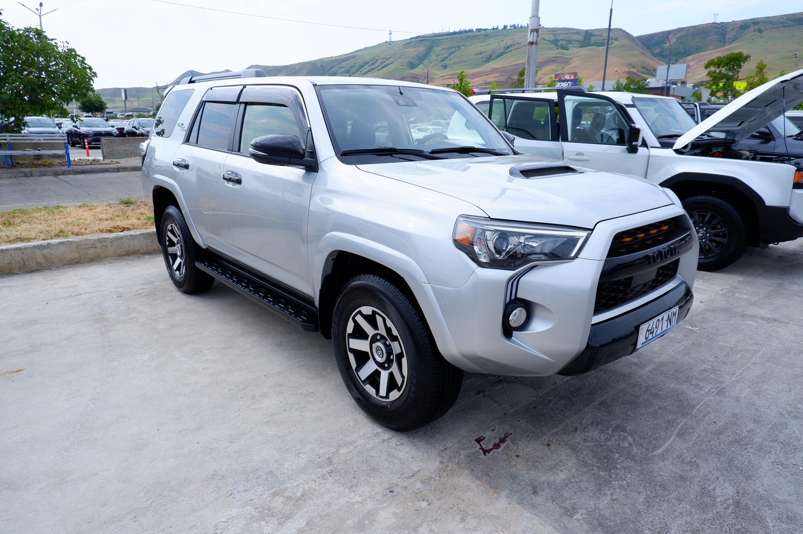 Toyota 4Runner 2021 — photo 2