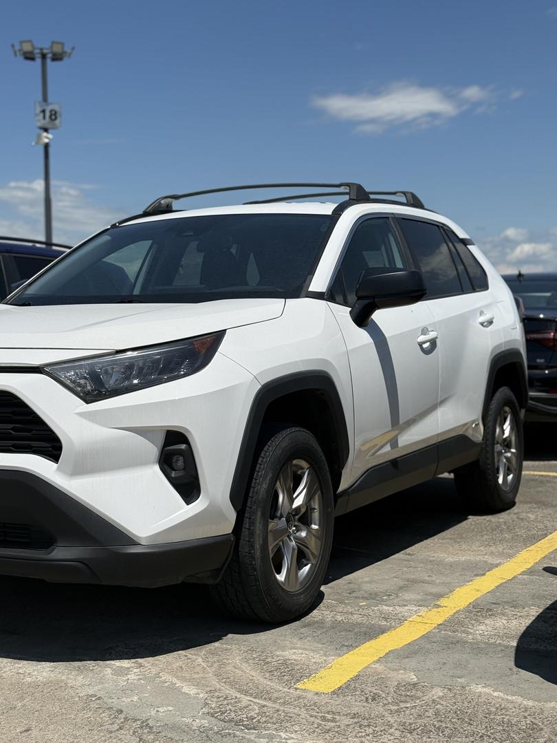Toyota RAV4 2022 — photo 2