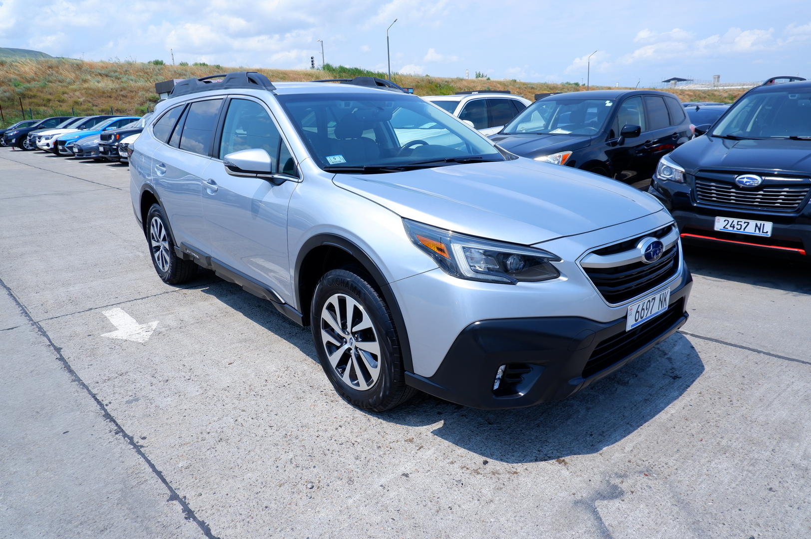 Subaru Outback 2021 — photo 2