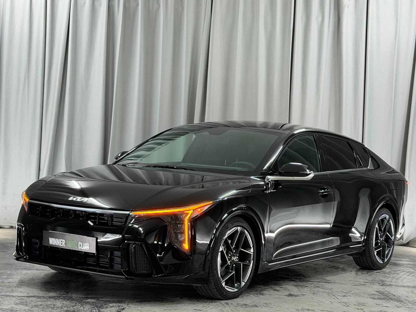 Kia K4