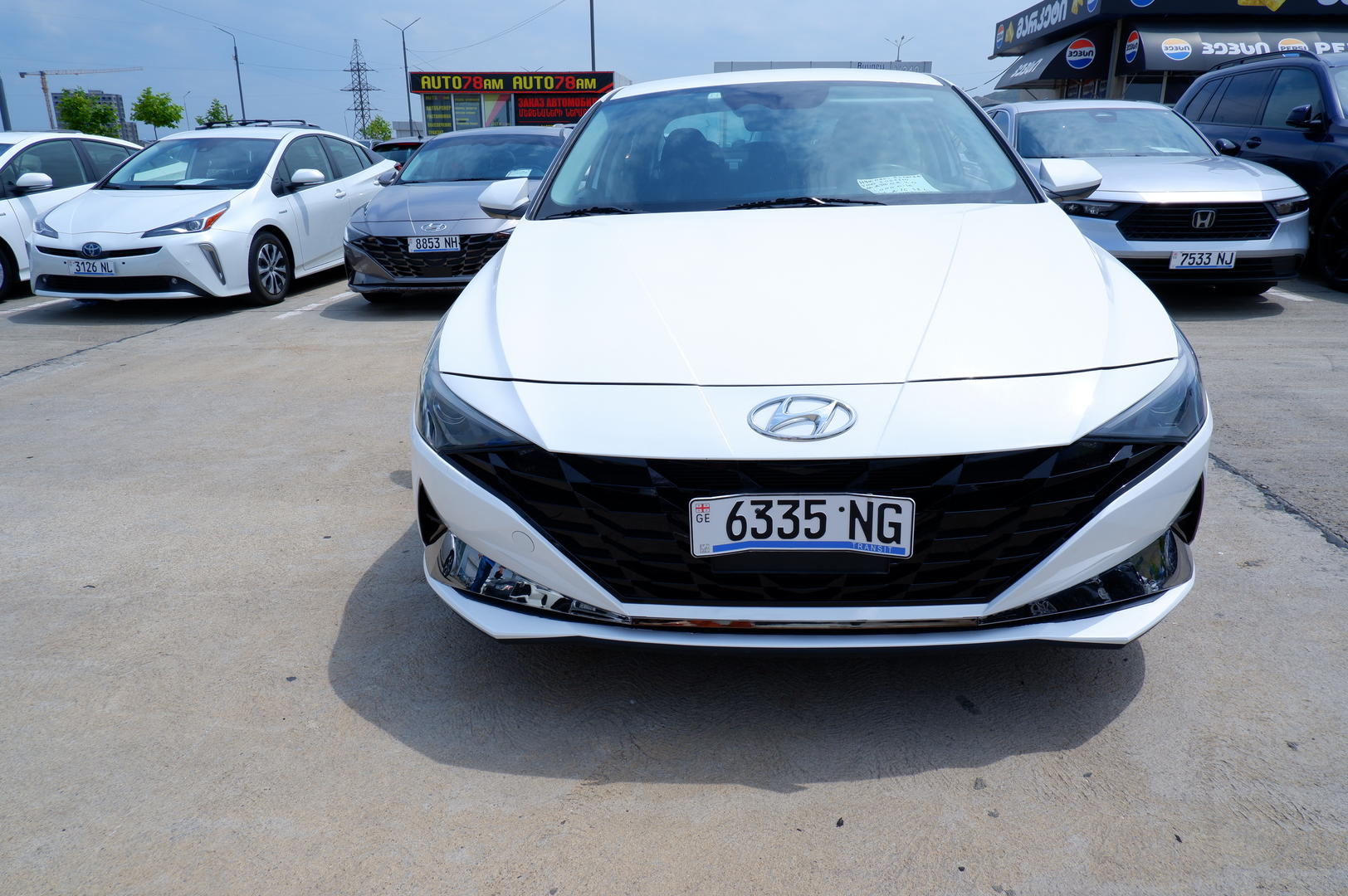Hyundai Elantra 2021 — photo 2