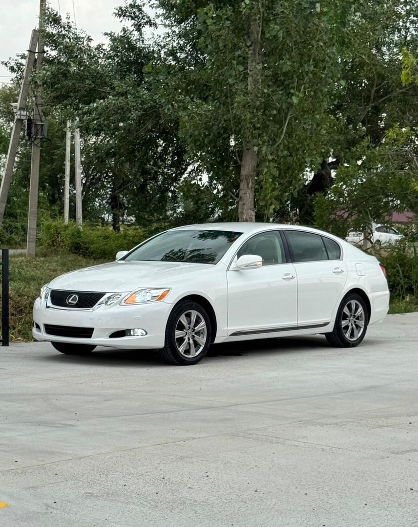 Lexus GS 350 2010 — photo 2