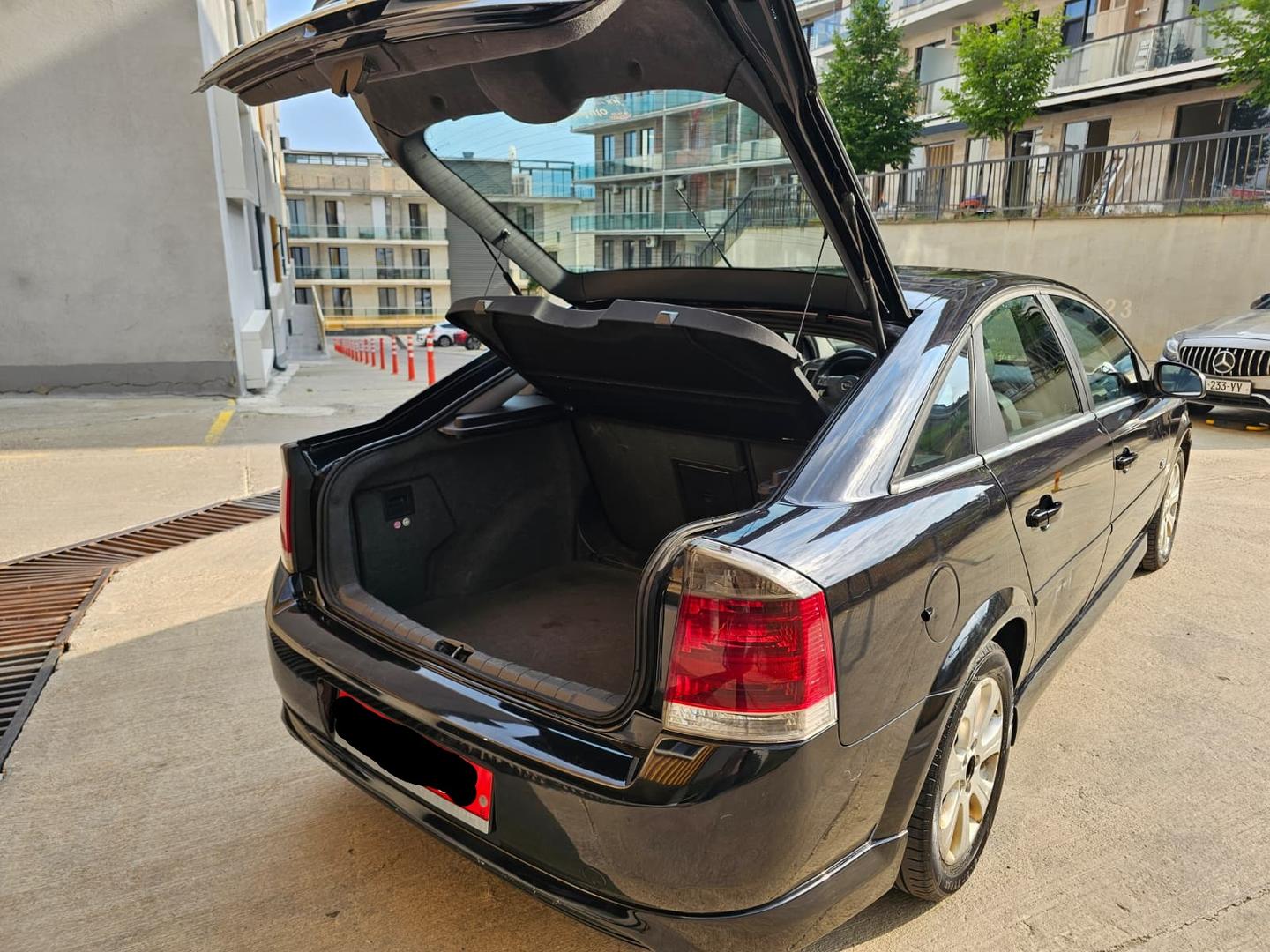 Opel Vectra 2008 — photo 2
