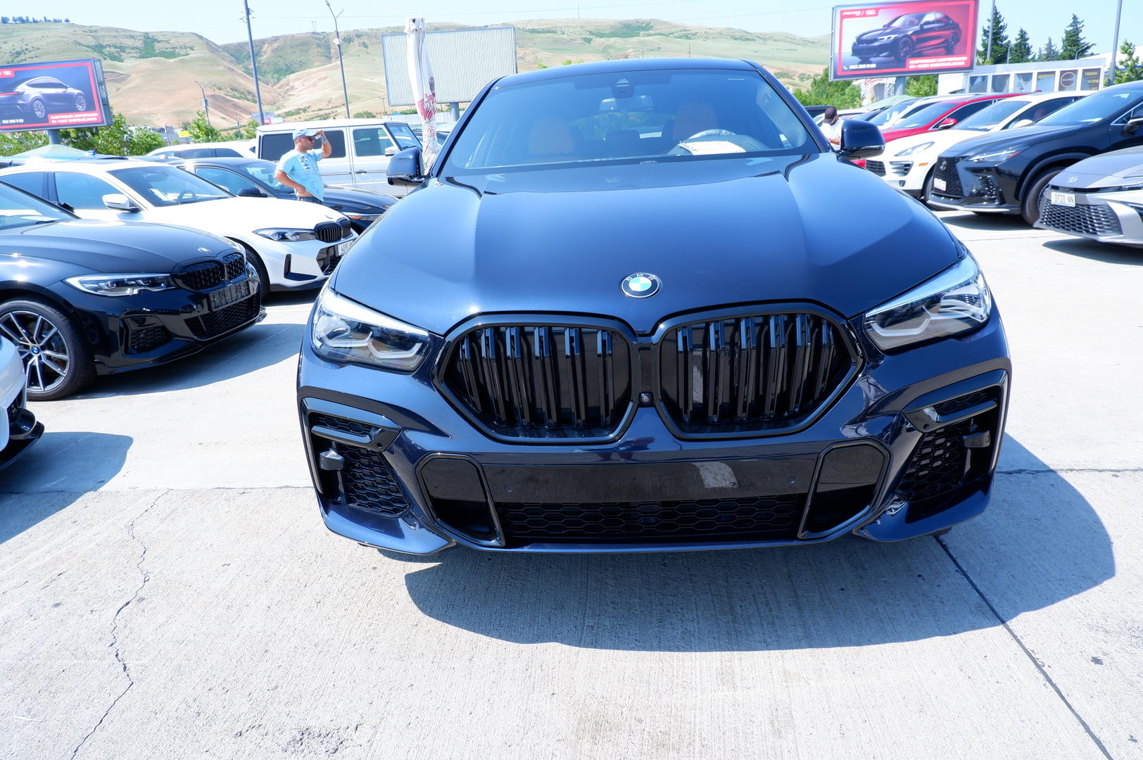 BMW X6 2022 — photo 2