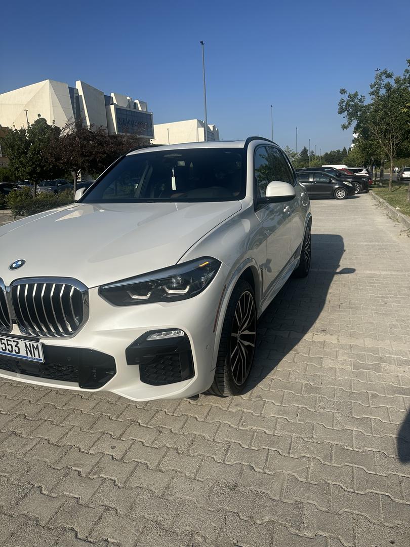 BMW X5 2019 — photo 2