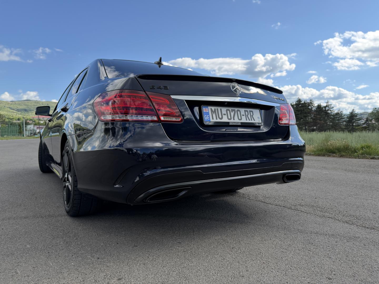 Mercedes-Benz E 400