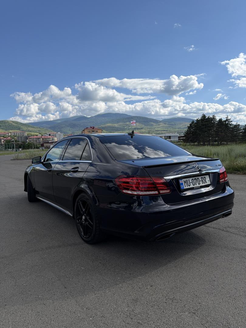 Mercedes-Benz E 400 2015 — photo 2