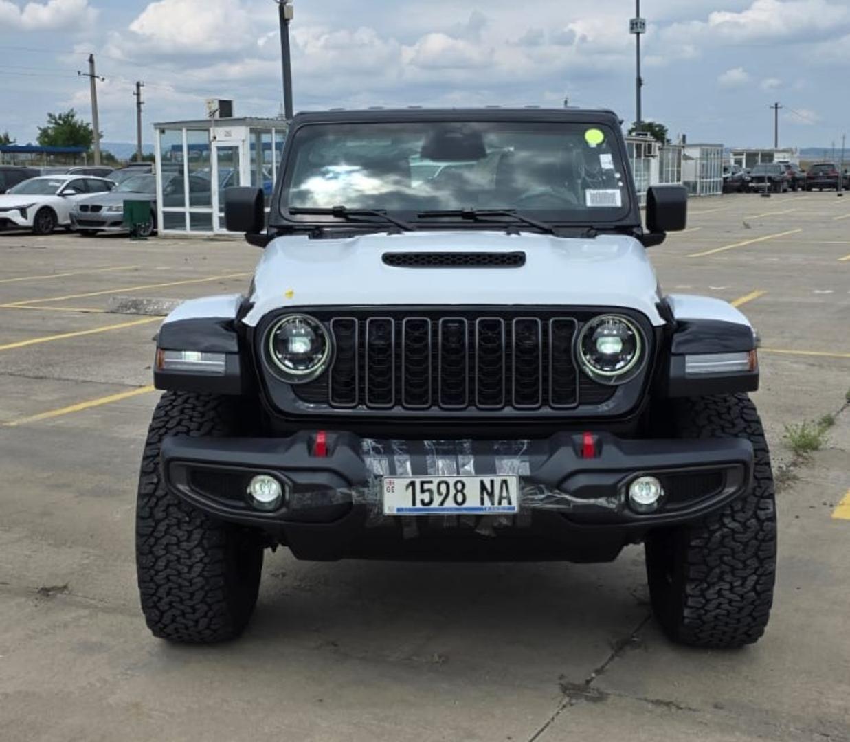 Jeep Wrangler 2026 — photo 2