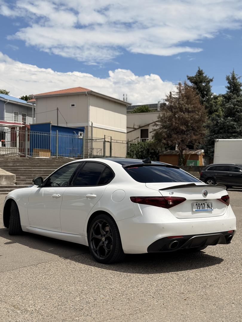 Alfa Romeo Giulia