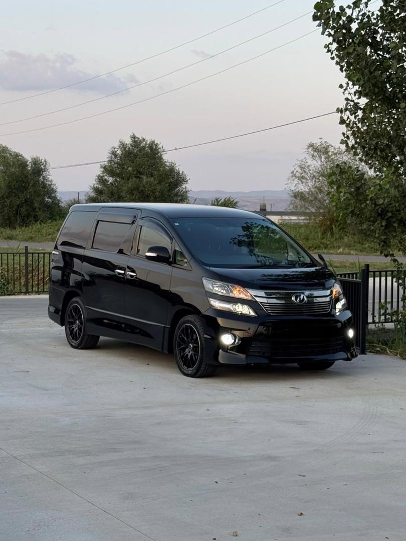 Toyota Alphard 2008 — photo 2