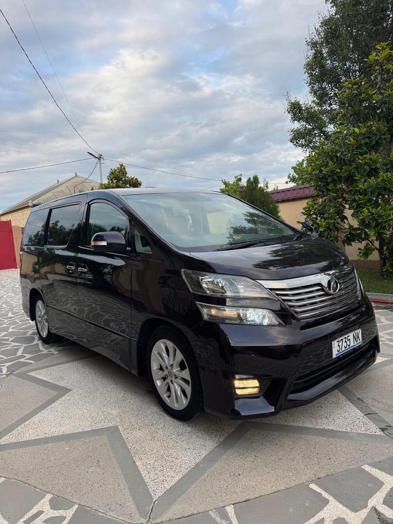 Toyota Alphard 2011 — photo 2