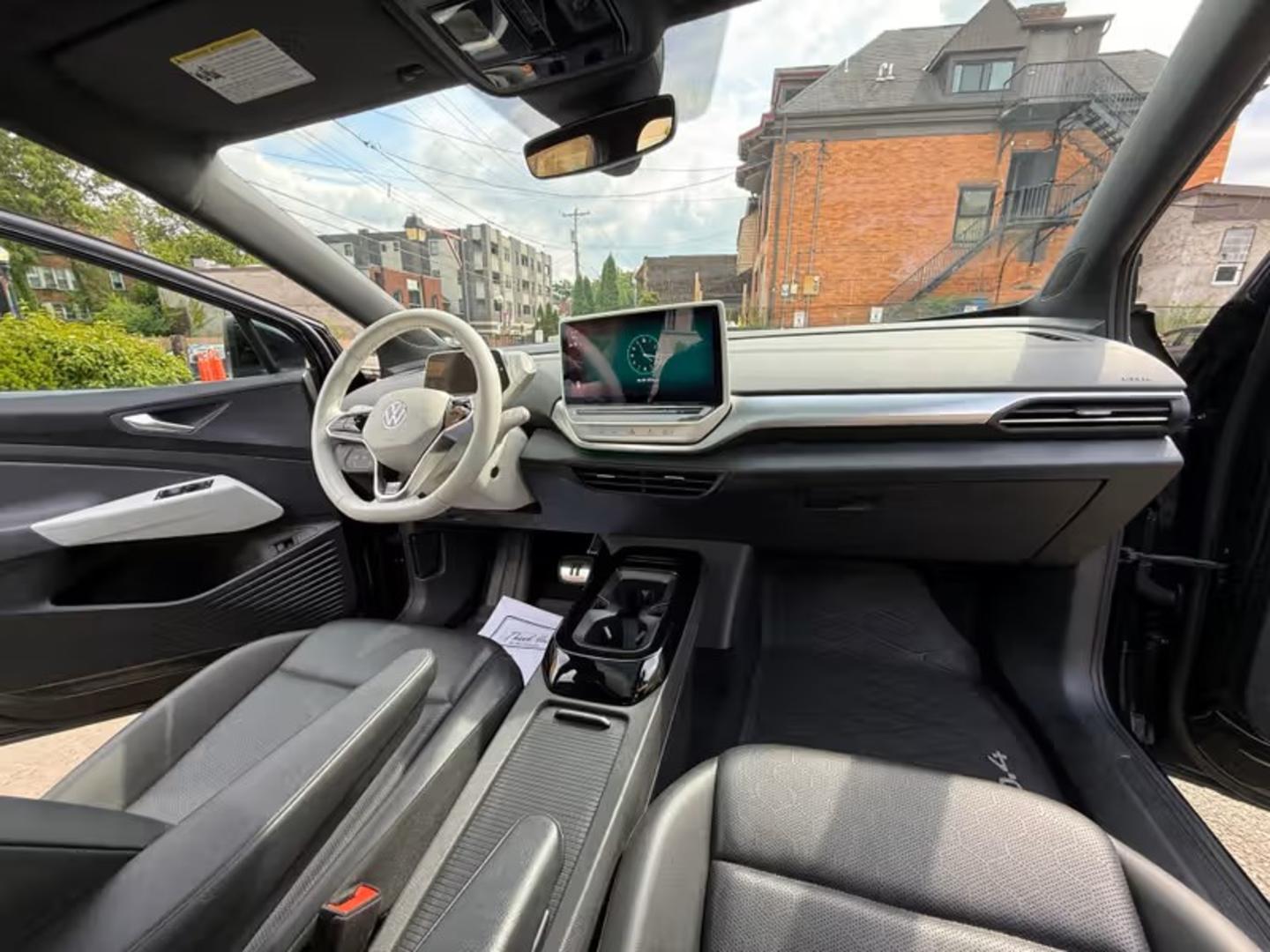Volkswagen ID.4 Pro 2021 — photo 2