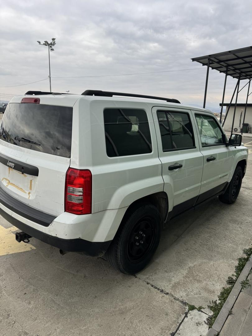 Jeep Patriot 2015 — photo 2