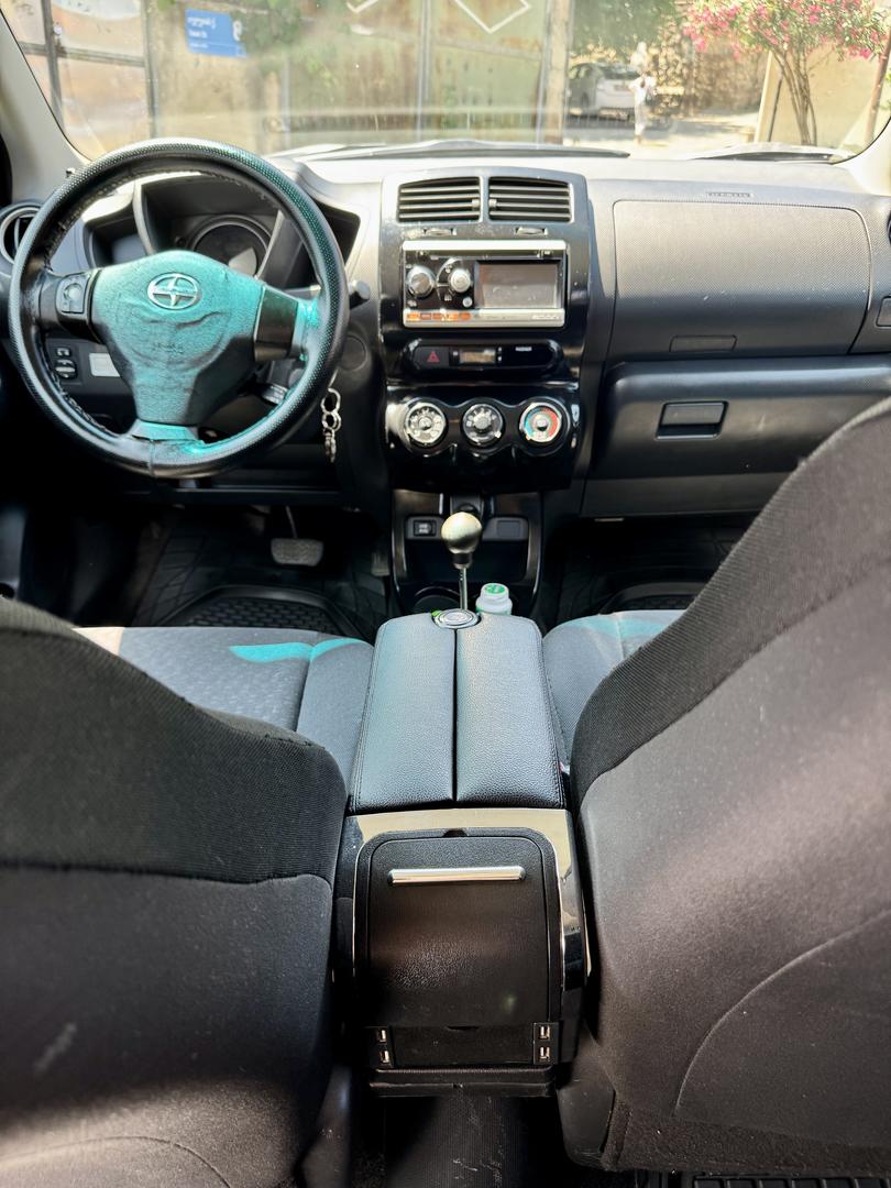 Scion xD