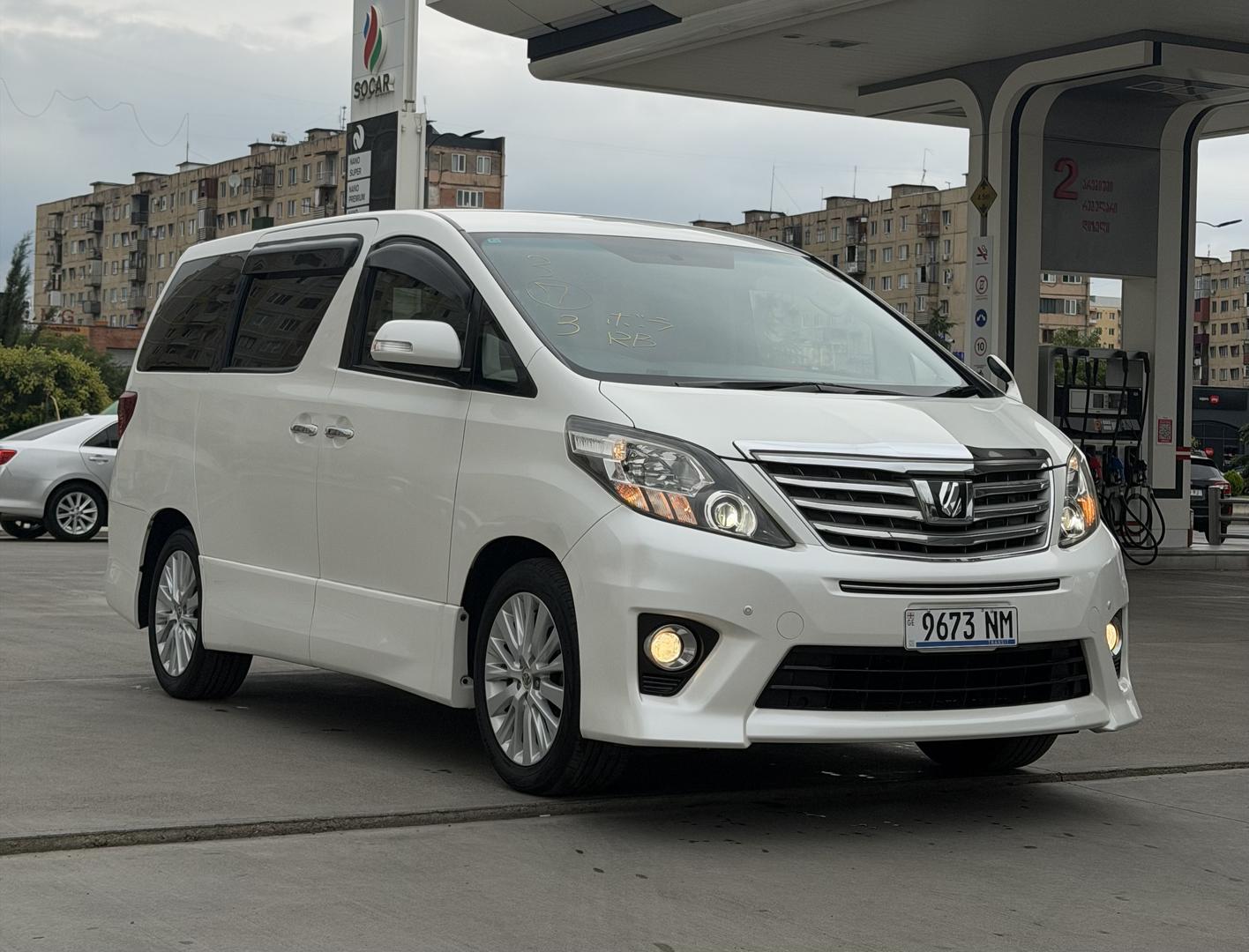 Toyota Alphard 2012 — photo 2