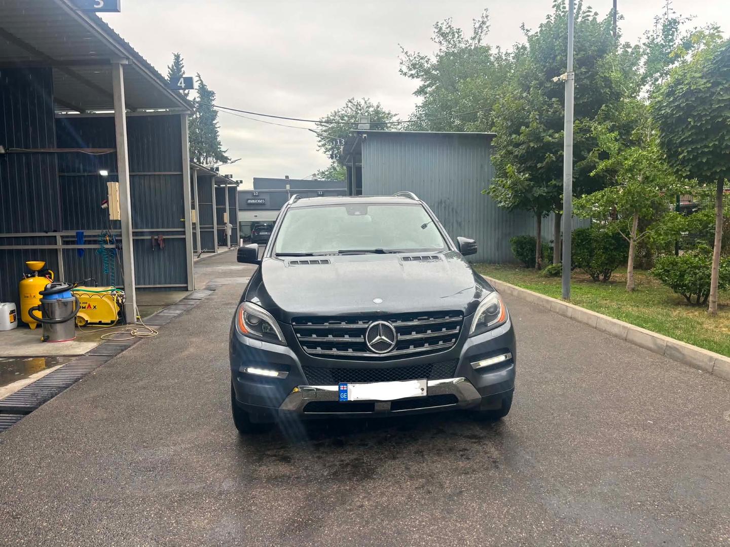 Mercedes-Benz ML 350 2012 — photo 2