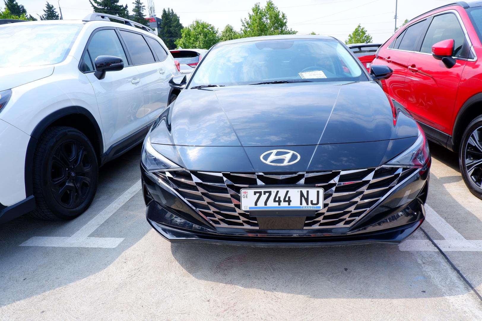 Hyundai Elantra 2023 — photo 2
