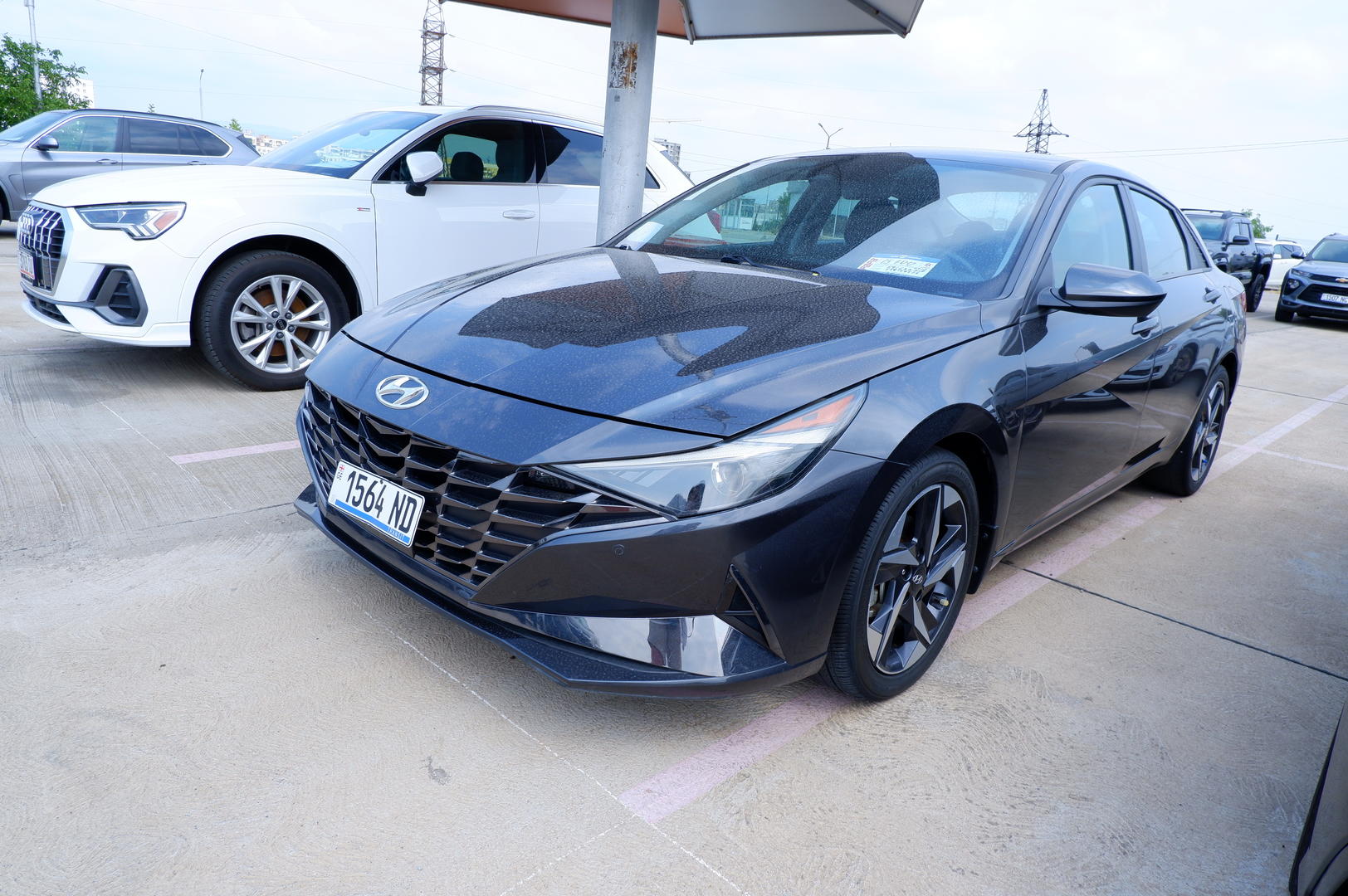 Hyundai Elantra 2023 — photo 2