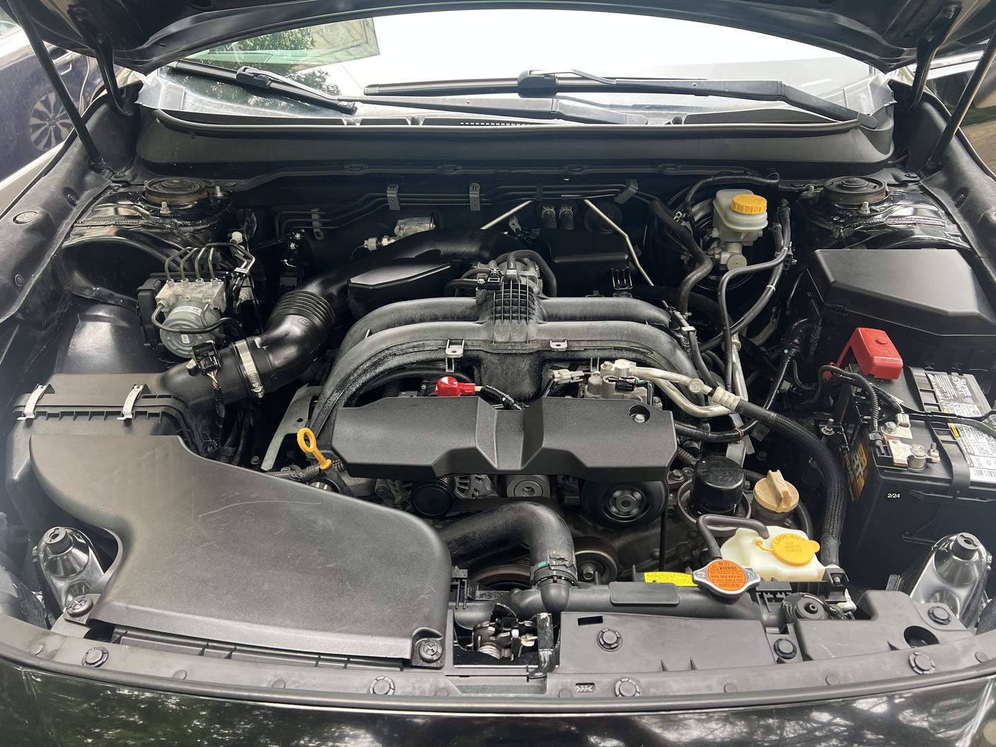 Subaru Outback 2015 — photo 2