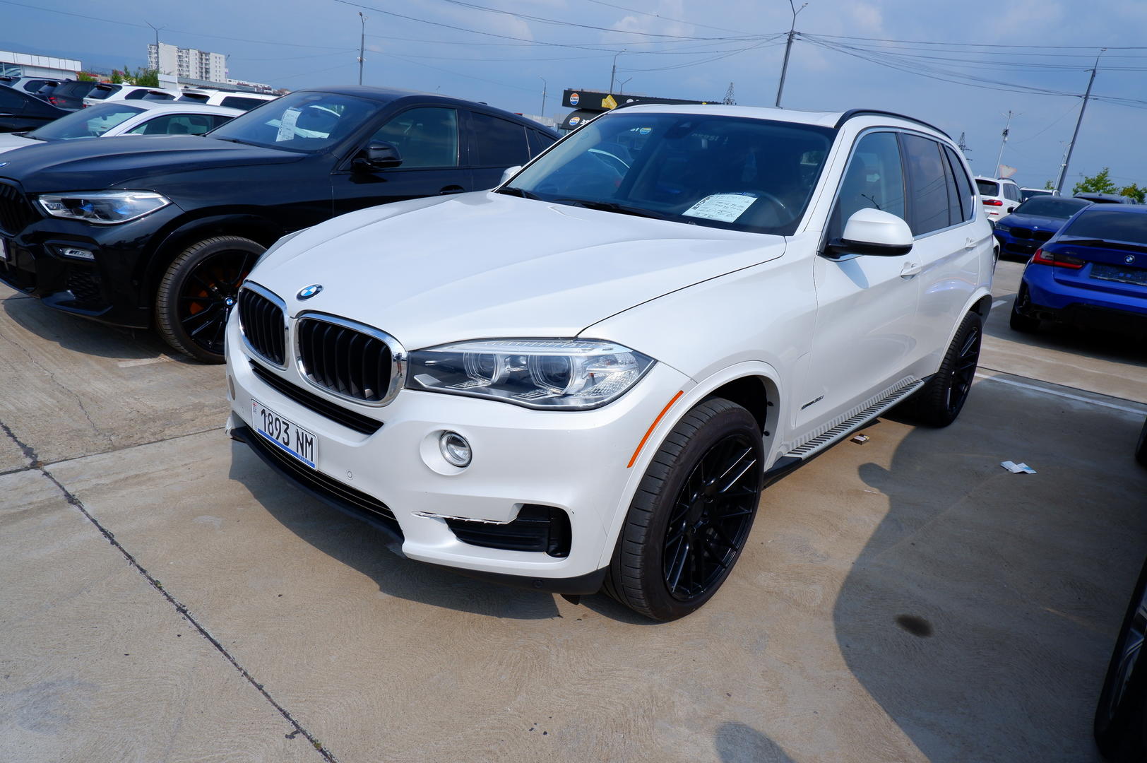 BMW X5 2015 — photo 2