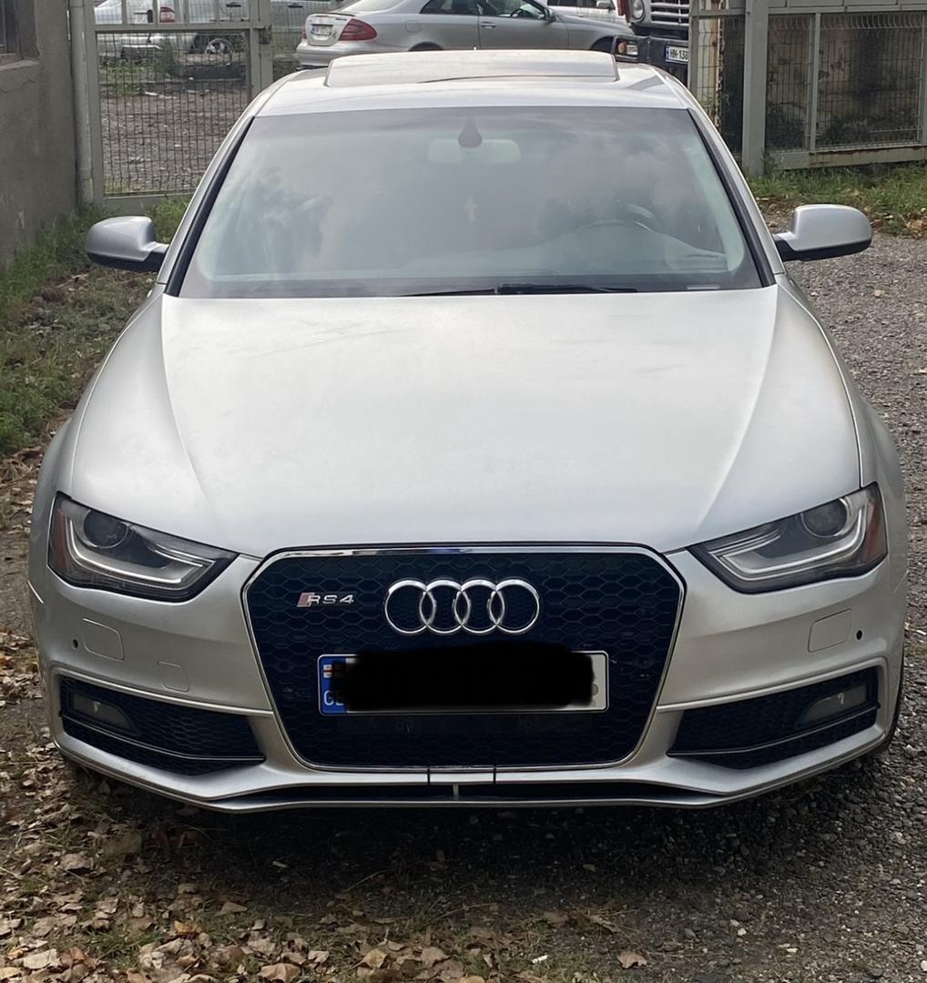 Audi A4 2014 — photo 2