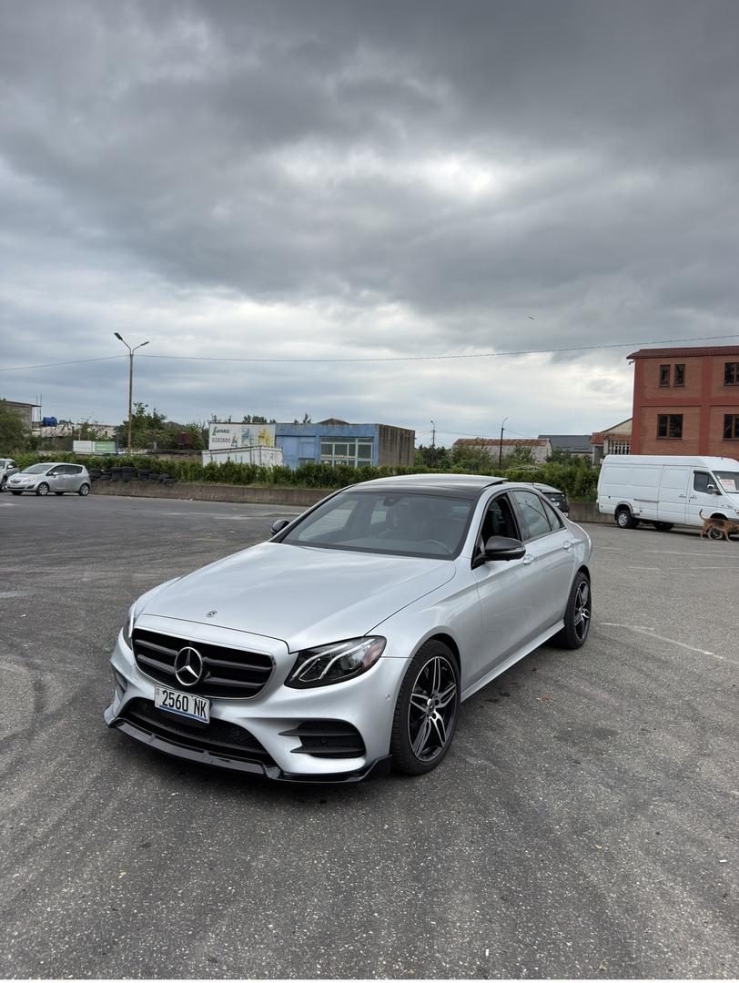Mercedes-Benz E 400