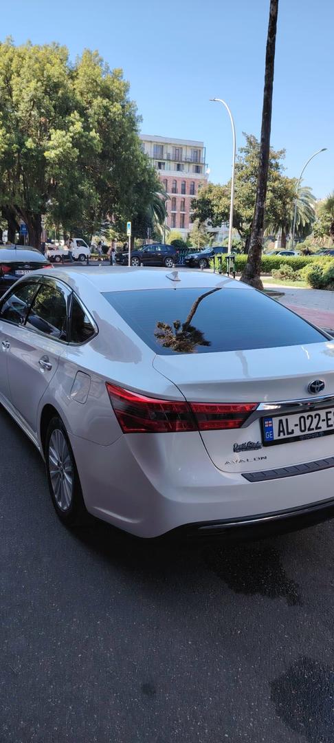 Toyota Avalon 2015 — photo 2