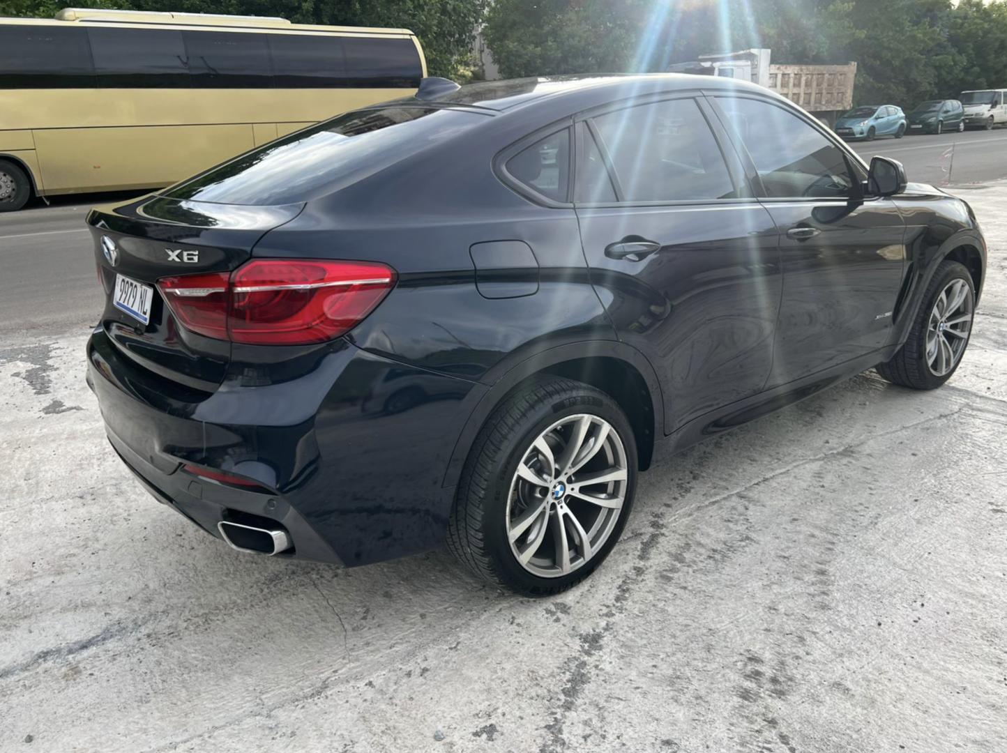 BMW X6 M 2016 — photo 2