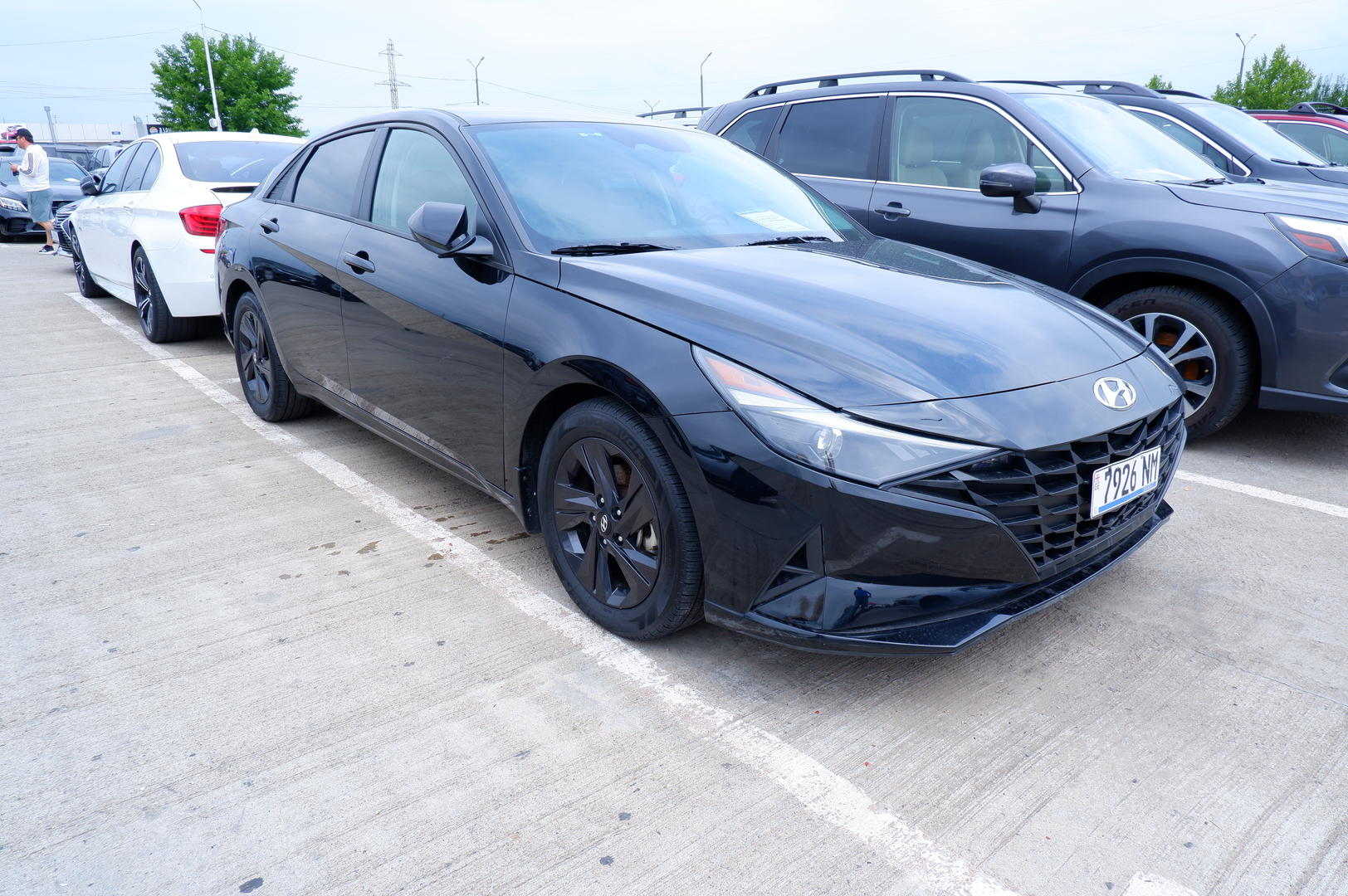 Hyundai Elantra 2023 — photo 2