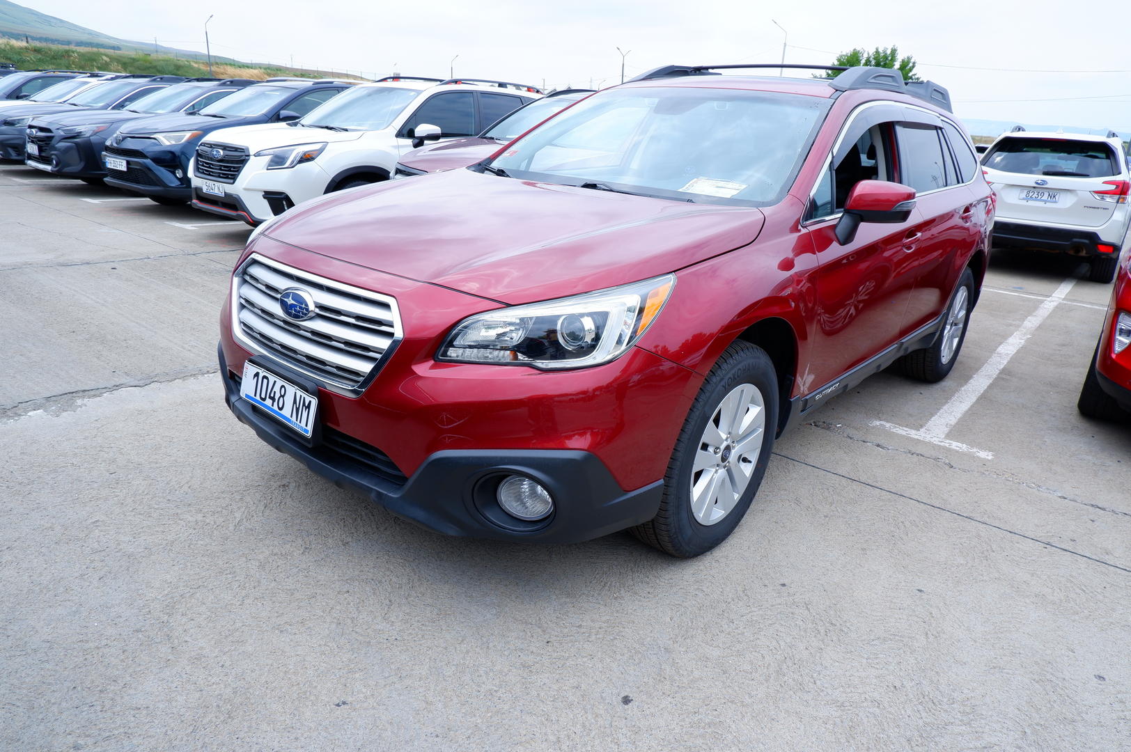 Subaru Outback 2017 — photo 2