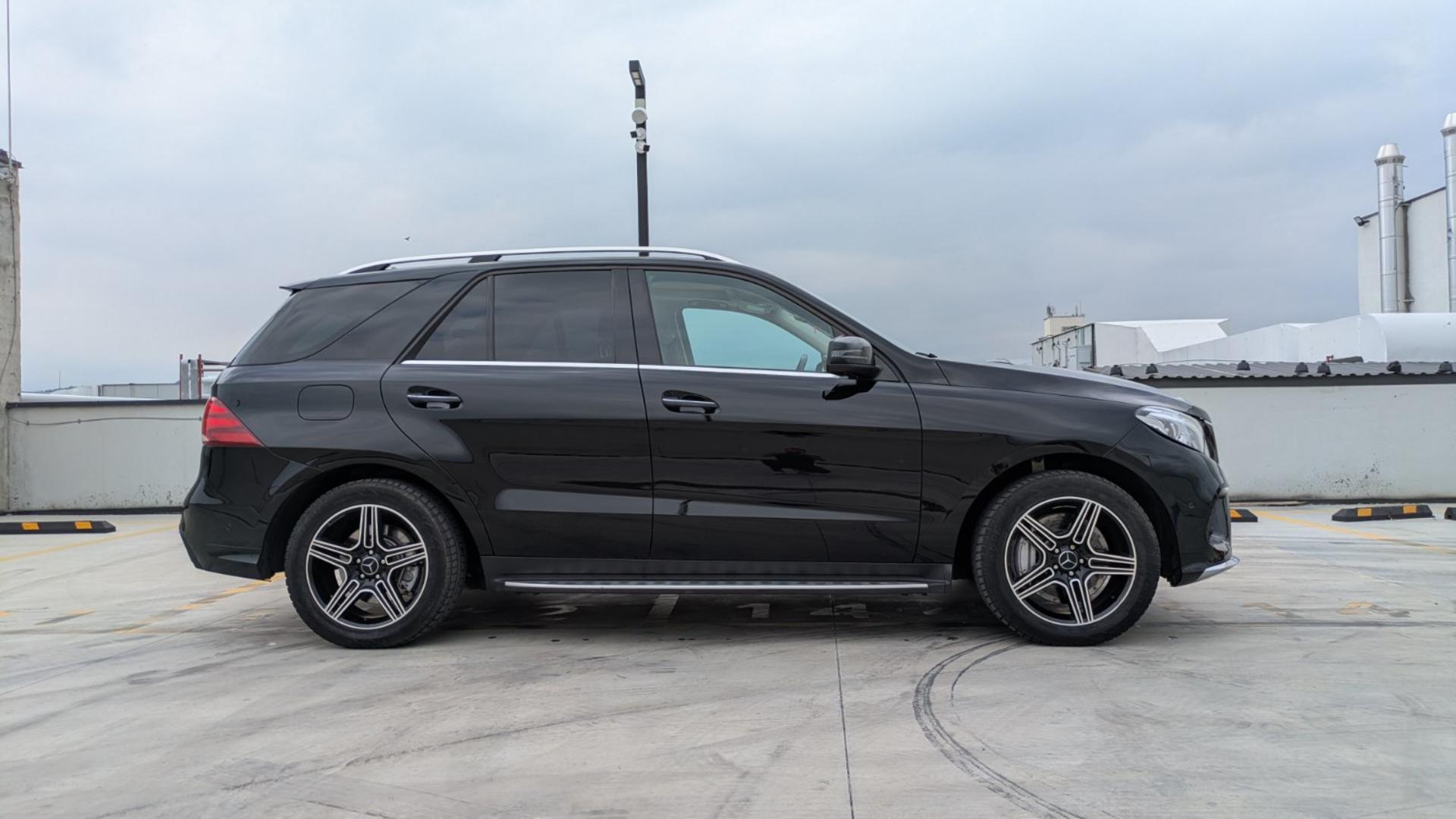 Mercedes-Benz GLE 400 2017 — photo 2