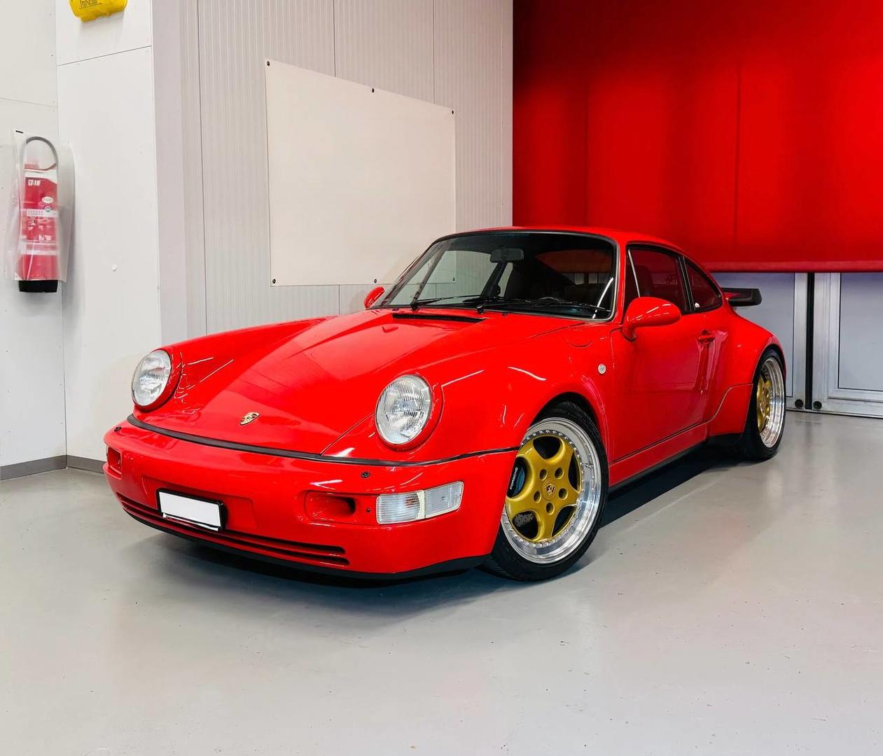 Porsche 911