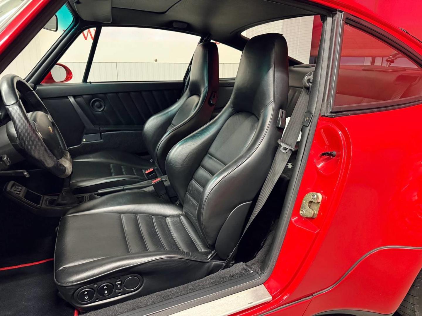 Porsche 911 1991 — photo 2